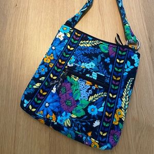 SOLD Vera Bradley Crossbody